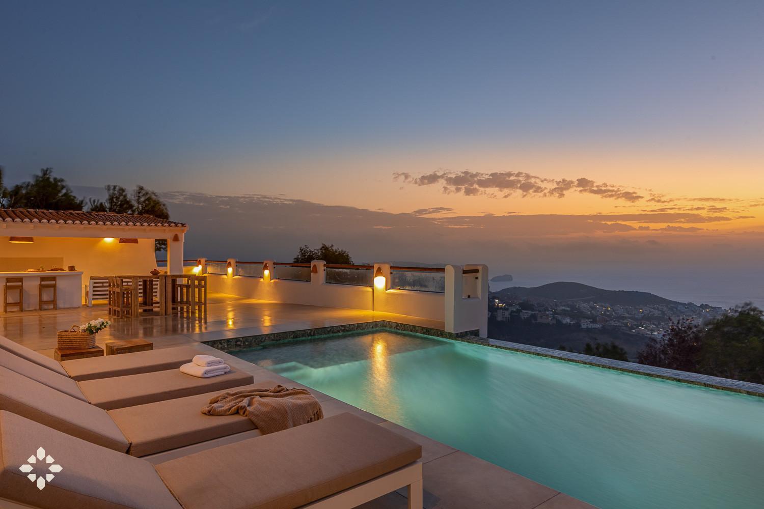 Villa Atalaya By Abahana Luxe Benitachell
